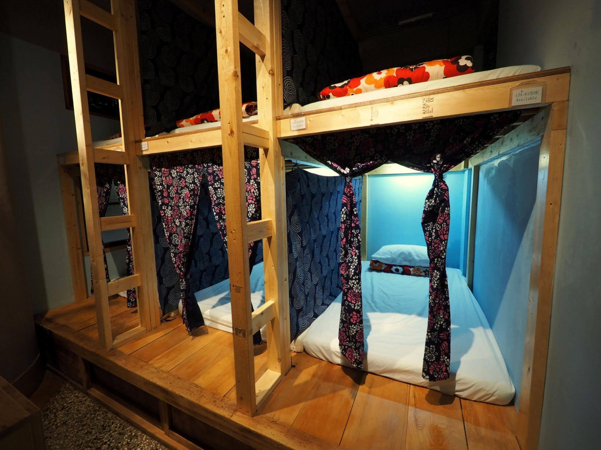 Fuqi Hostel - Heping Tainan Zewnętrze zdjęcie